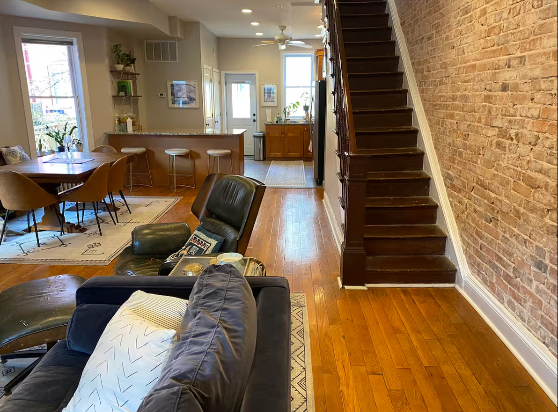 Beautiful Sunny Home in DC - Photo 12