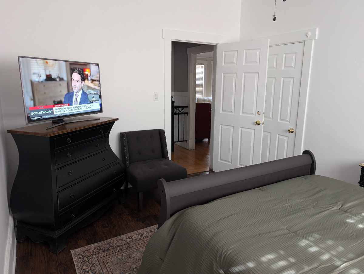 Beautiful Private Room - Photo 3
