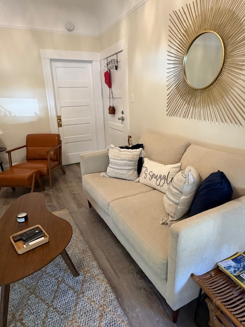Castro Cool 1/Duboce Triangle - Sleek 1 Bed/1 Bath - Near Everything - Photo 2