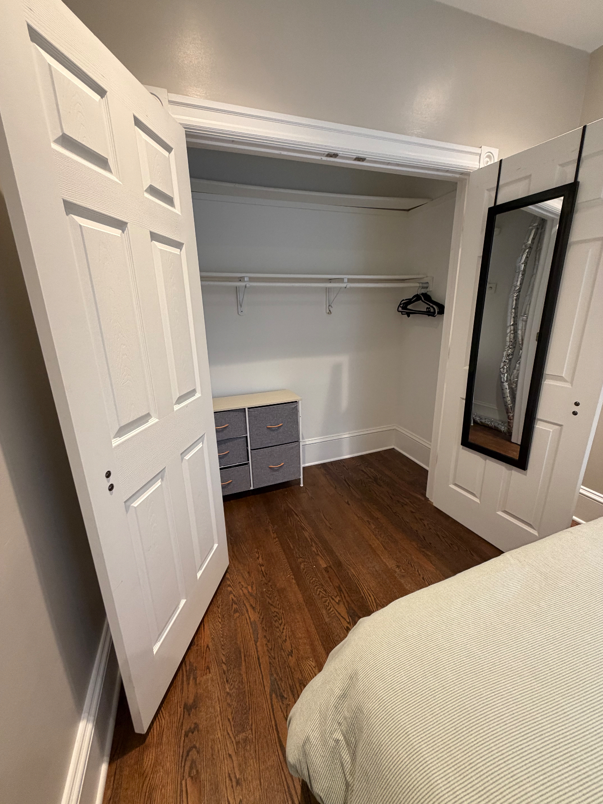 Live in Historic Capitol Hill - Room Share - Photo 4