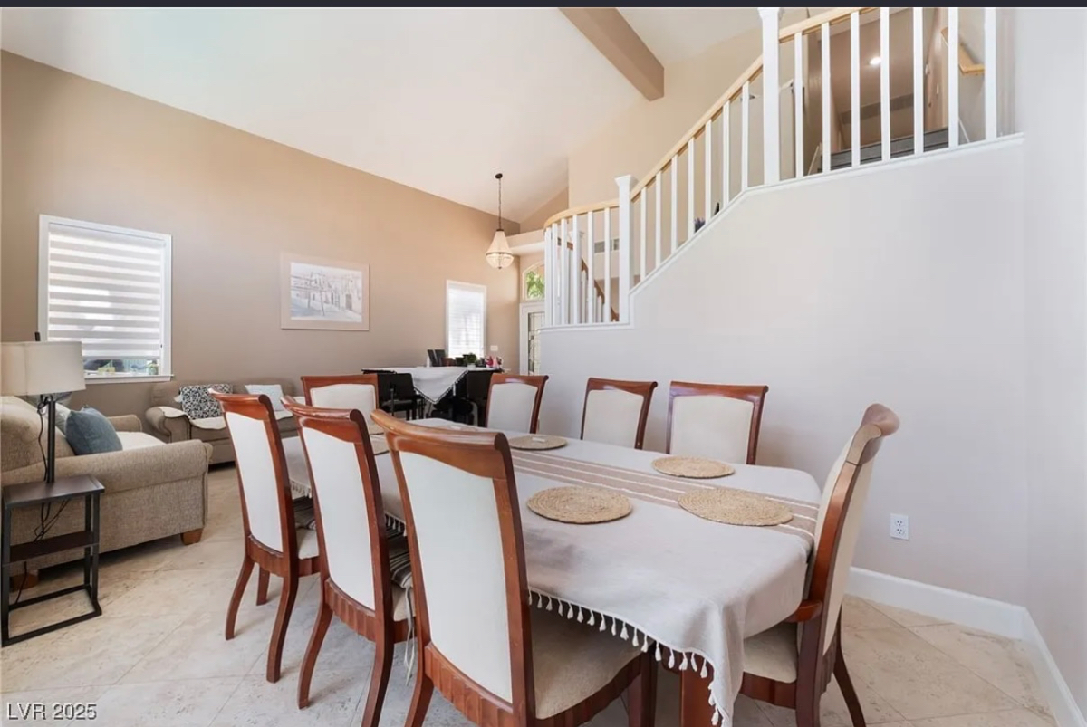 Furnished Home in Las Vegas - Photo 10