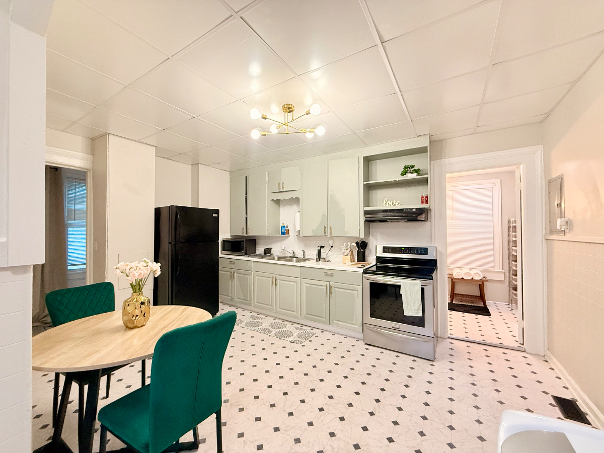 Charming 2bedroom 1 bath unit close to major hospitals and restaurants - Photo 8