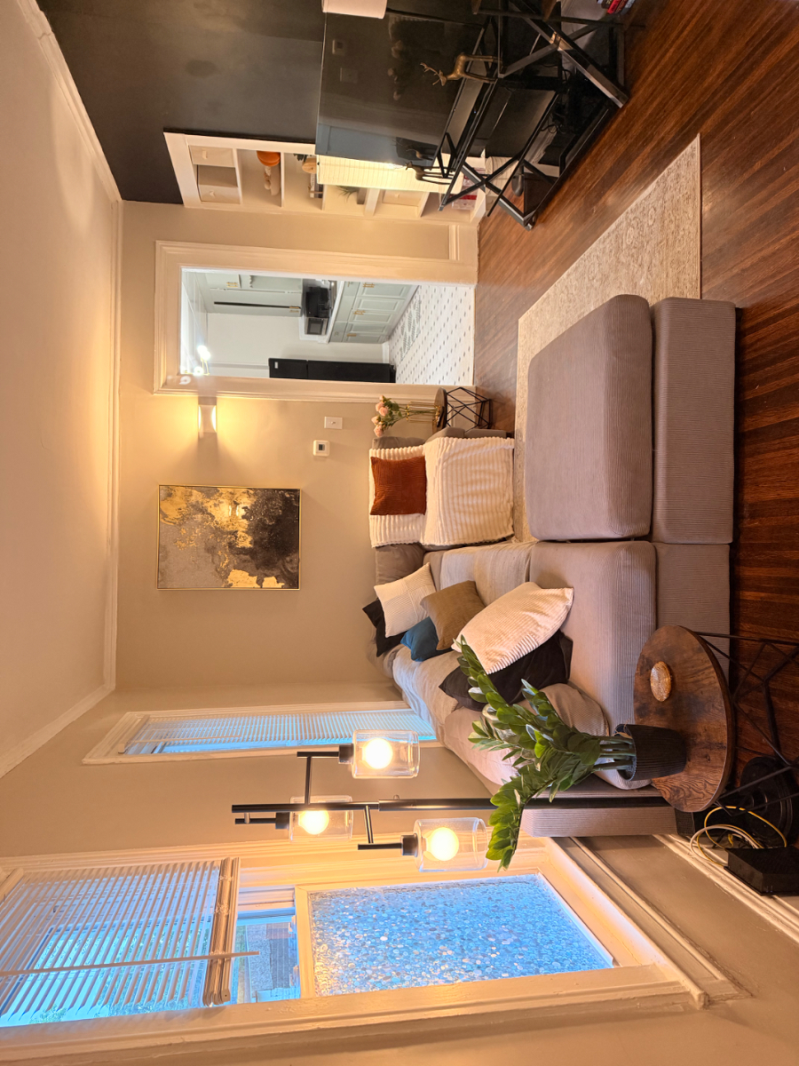 Charming 2bedroom 1 bath unit close to major hospitals and restaurants - Photo 2