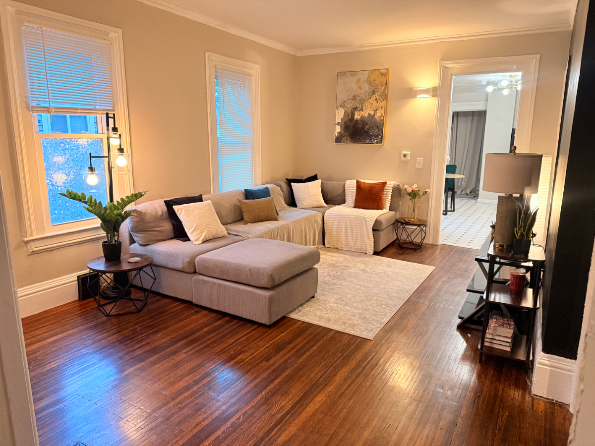 Charming 2bedroom 1 bath unit close to major hospitals and restaurants - Photo 9