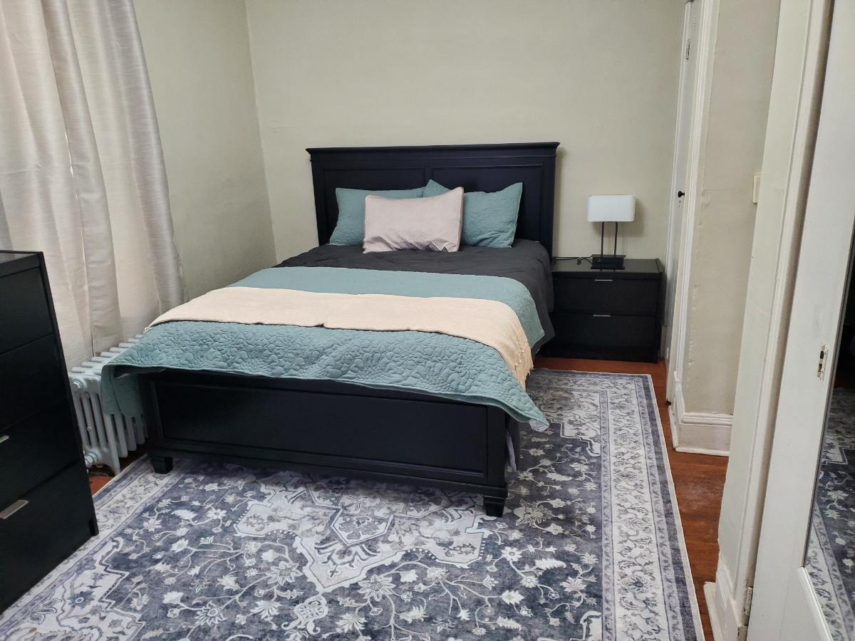 Charming Fully Furnished 2BR plus Office, Steps from Albany Medical Center - Photo 4