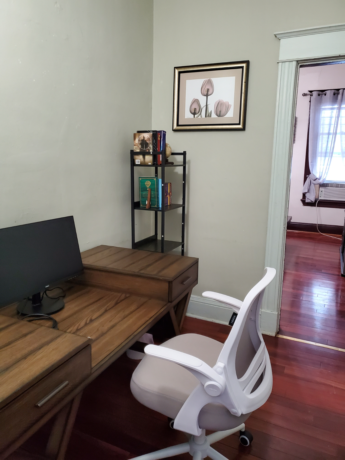 Charming Fully Furnished 2BR plus Office, Steps from Albany Medical Center - Photo 8