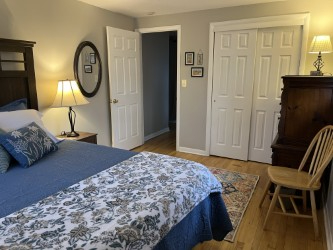 University District, Close to Hospitals - Upstairs 3 Bedroom Apartment - Photo 10