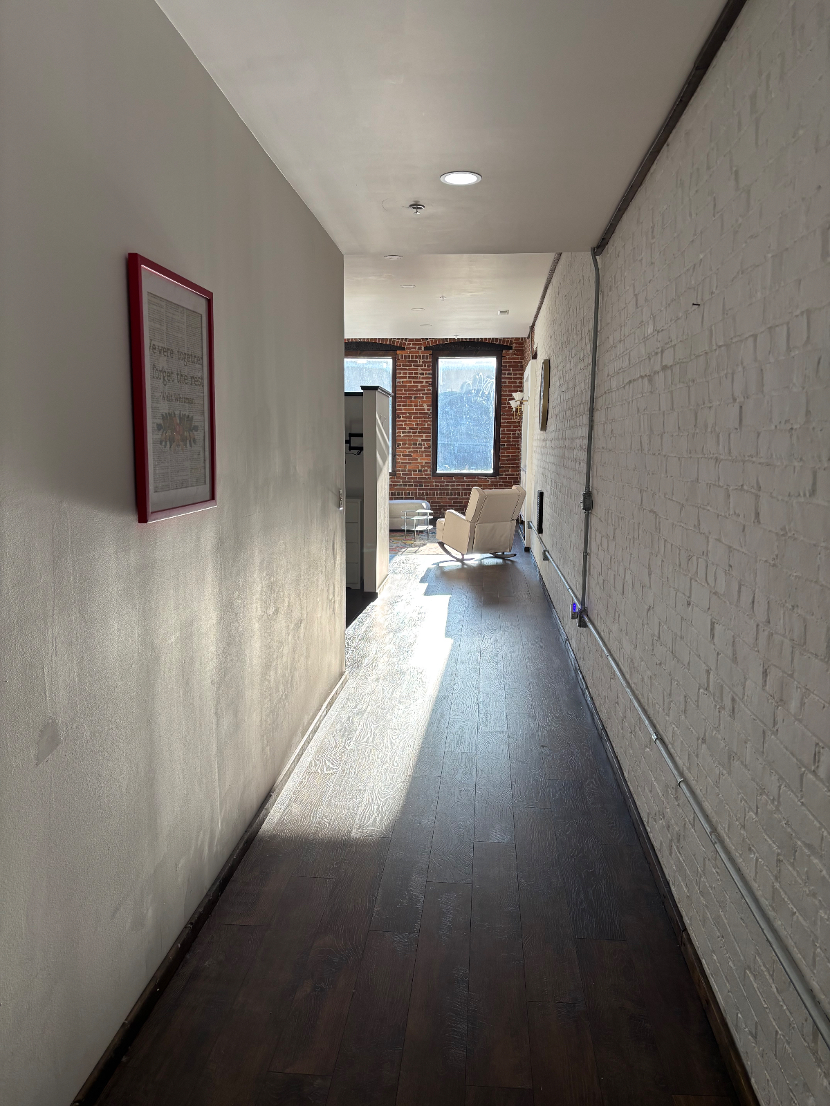 Fully-equipped modern condo steps from Capitol Street w/ indoor parking - Photo 2