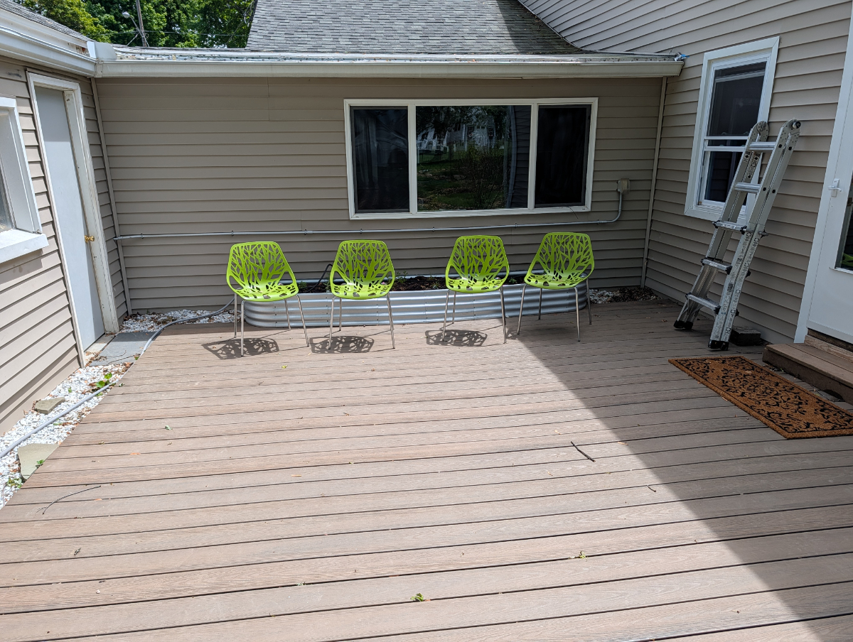 Suburban home away from home - Photo 8