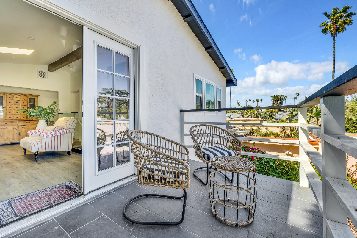 Modern 1BR Near Abbott Kinney Walkable Free Parking - Photo 1