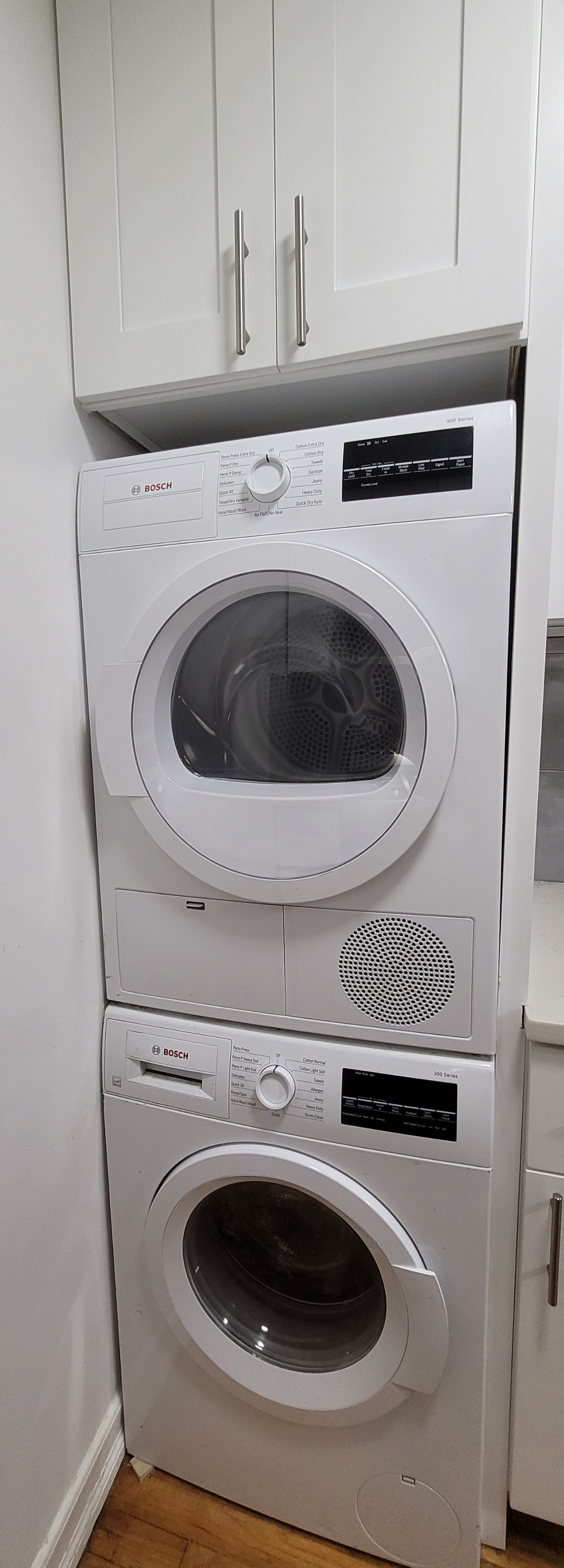 Harlem Hospital / Large Studio / King Bed / Washer & Dryer - Photo 10