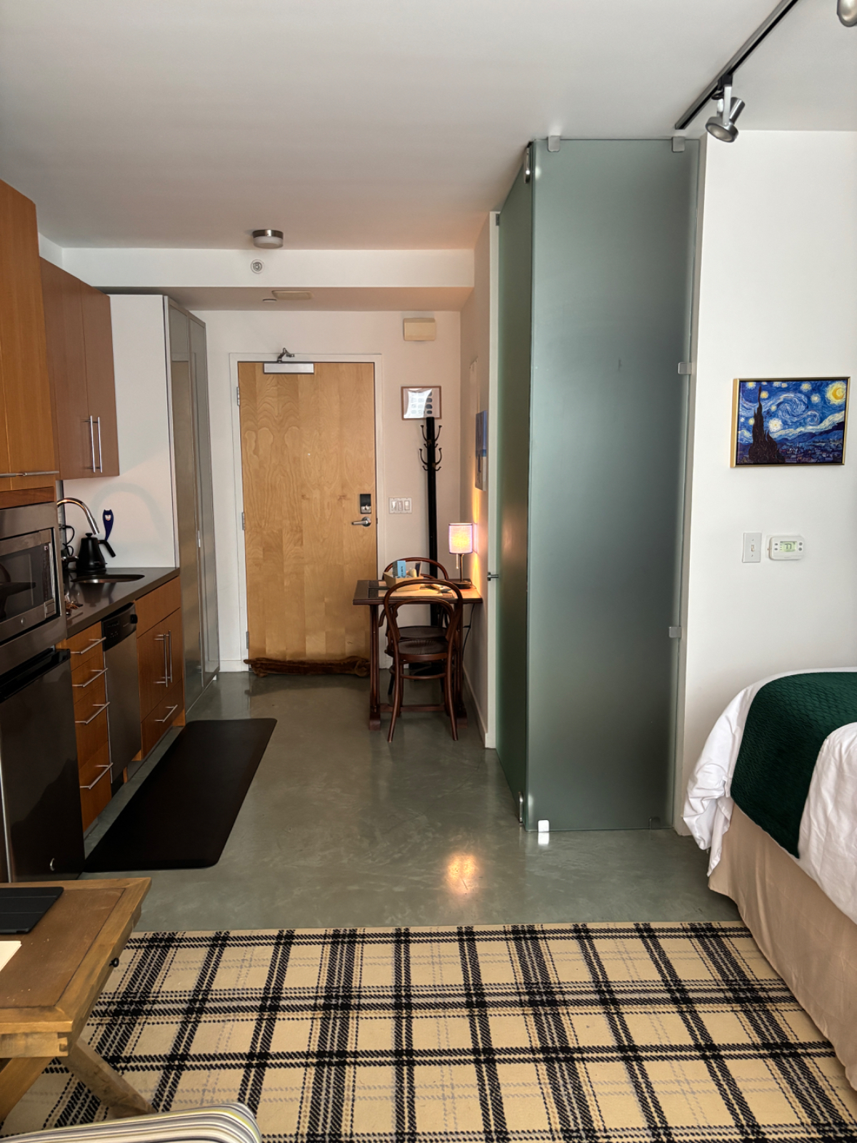 Luxury Quiet Studio Near Mission Bay - Photo 2