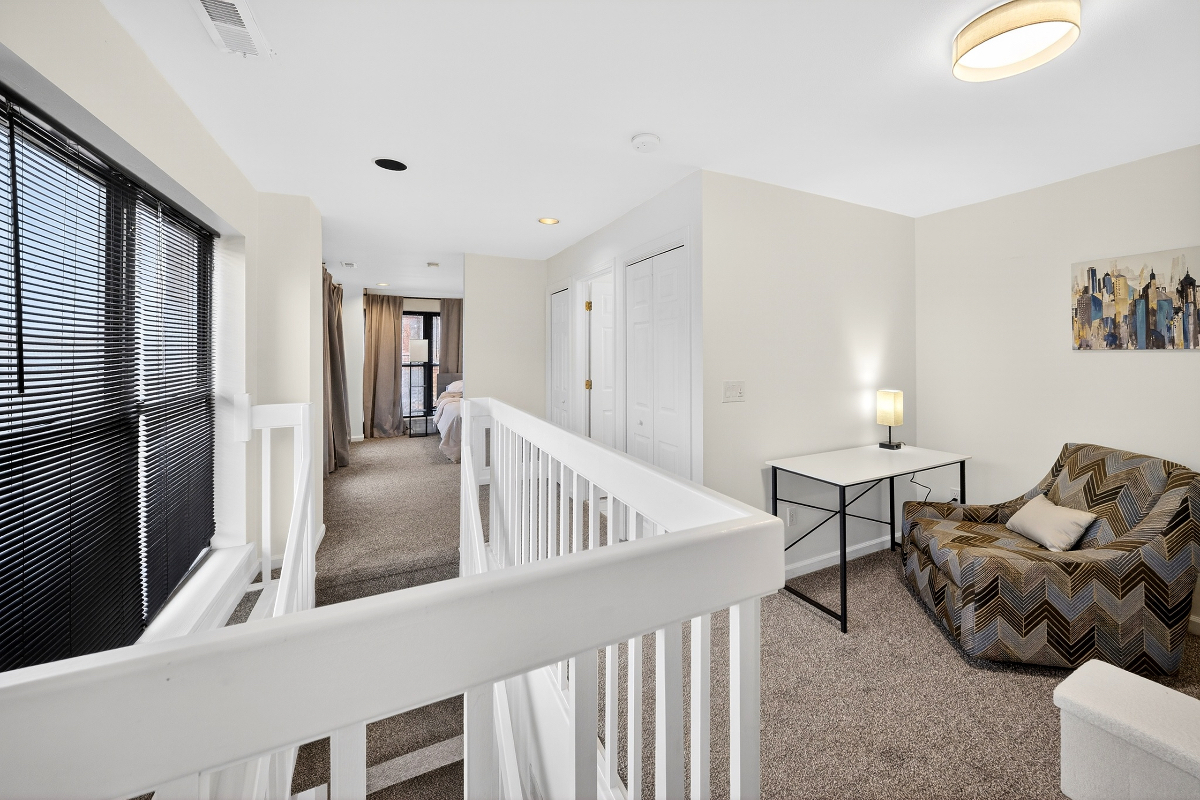 Historic Armory Square Duplex Only Minutes from Major Hospitals with Private Outdoor Space - Photo 11