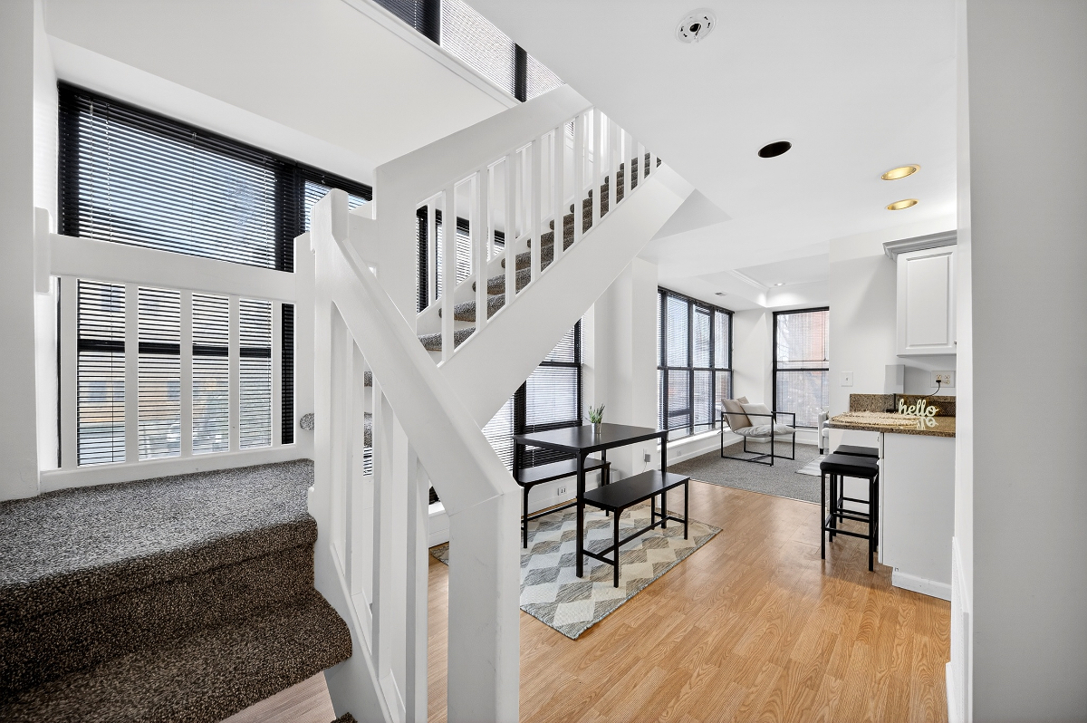 Historic Armory Square Duplex Only Minutes from Major Hospitals with Private Outdoor Space - Photo 10