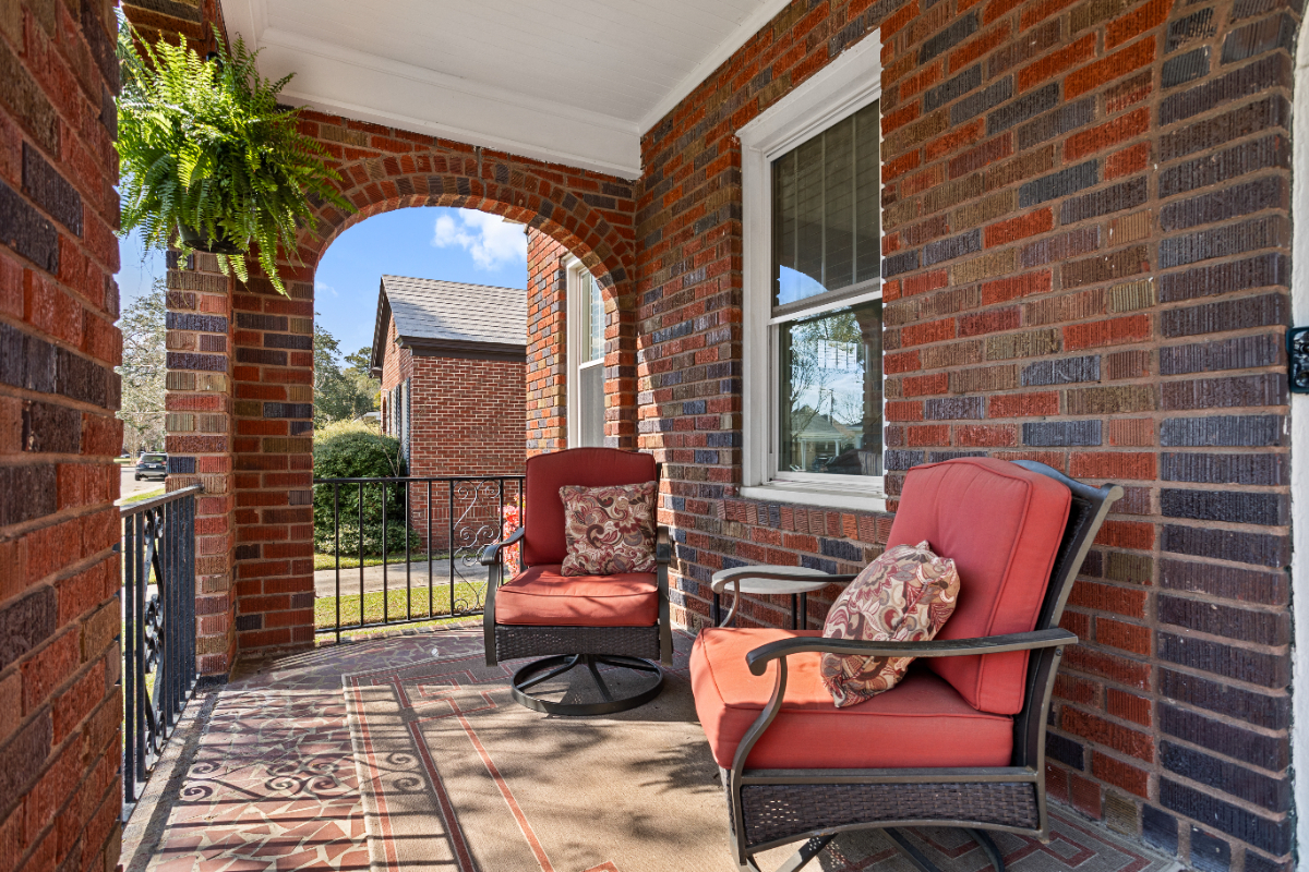 Charming Ardsley Park Home with King Suite & 3 Workspaces
