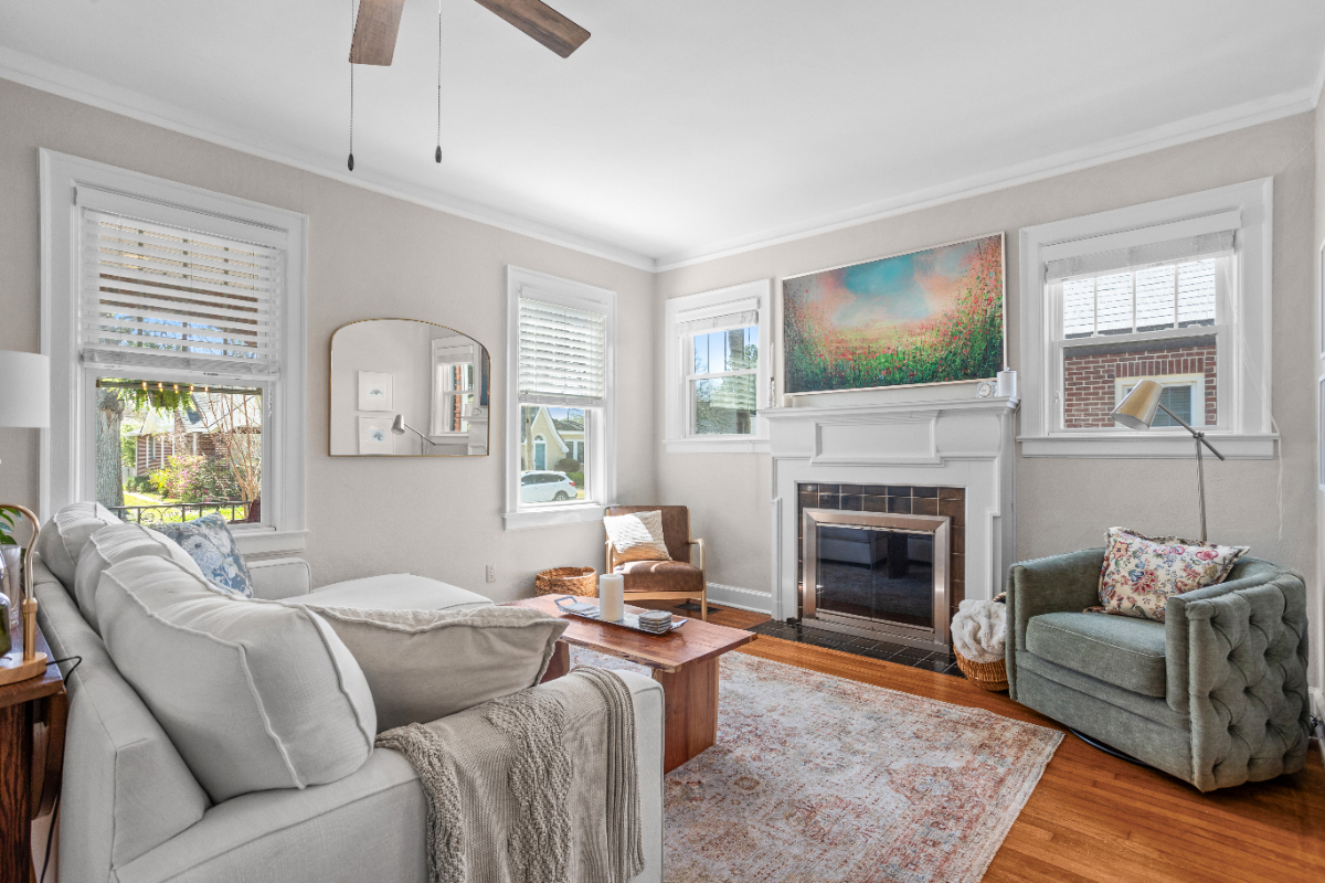 Charming Ardsley Park Home with King Suite & 3 Workspaces - Photo 3
