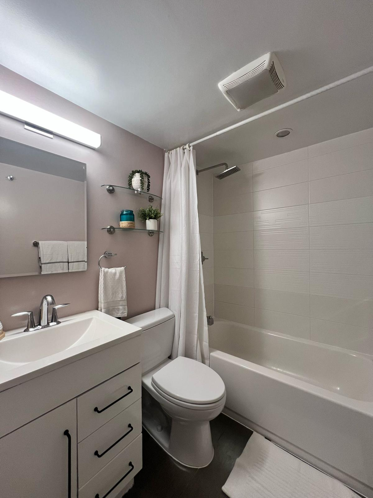 Spacious one-bedroom apartment - Photo 9