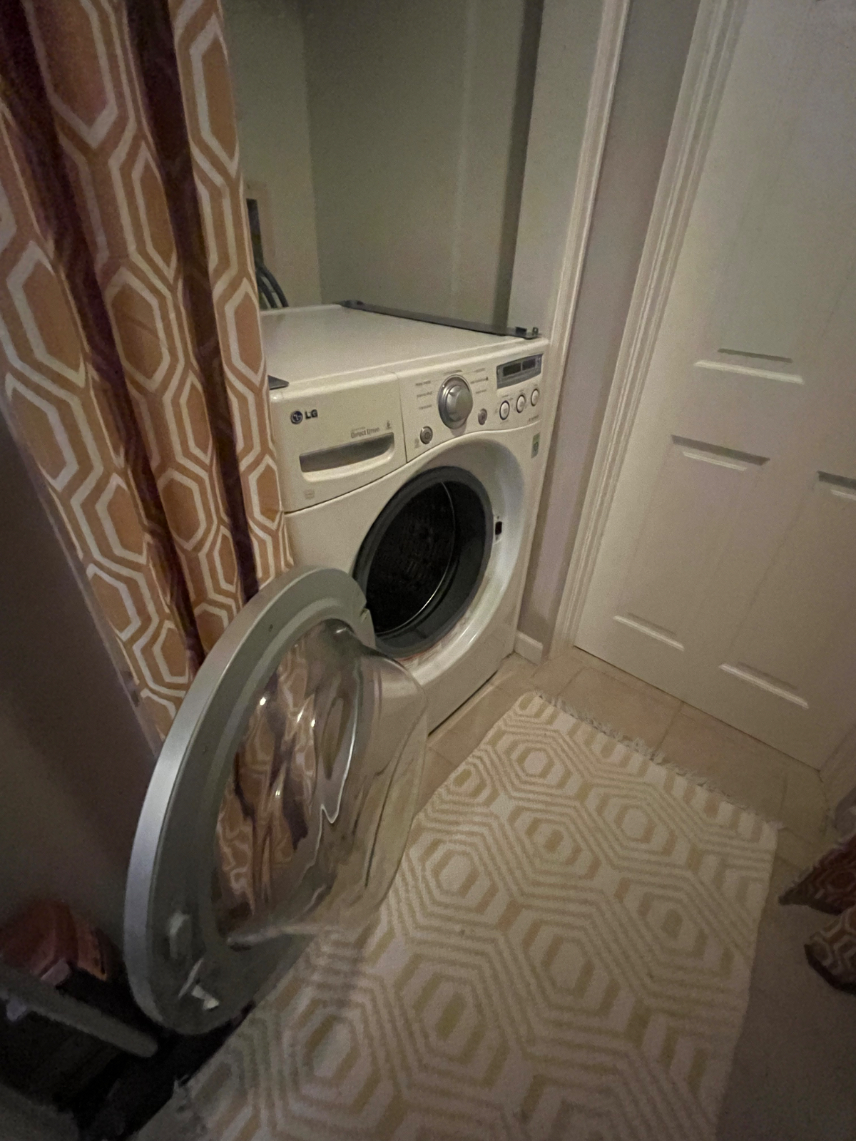 Cute One Bedroom near Hospitals - Photo 8