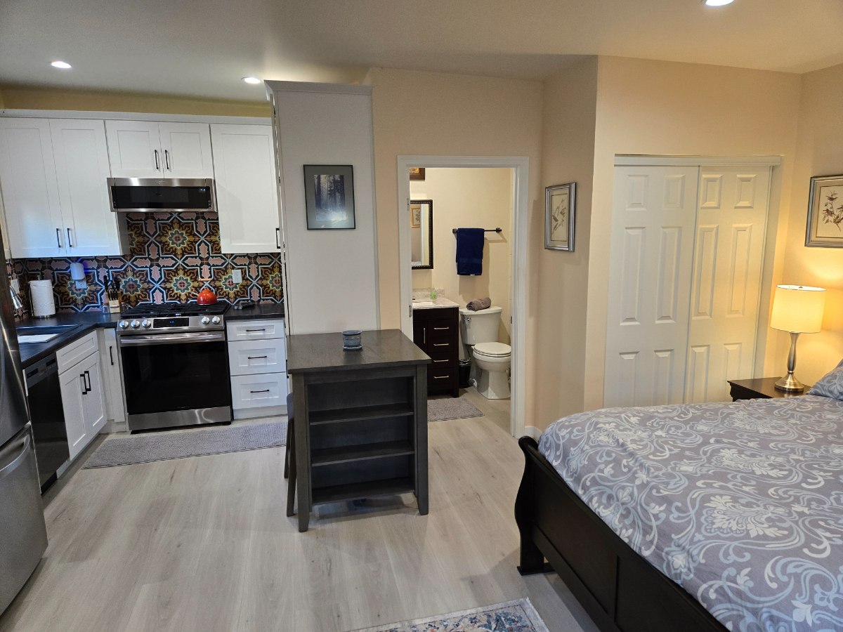 Quiet & Private Studio on Stanley in Mid-Wilshire - Photo 4