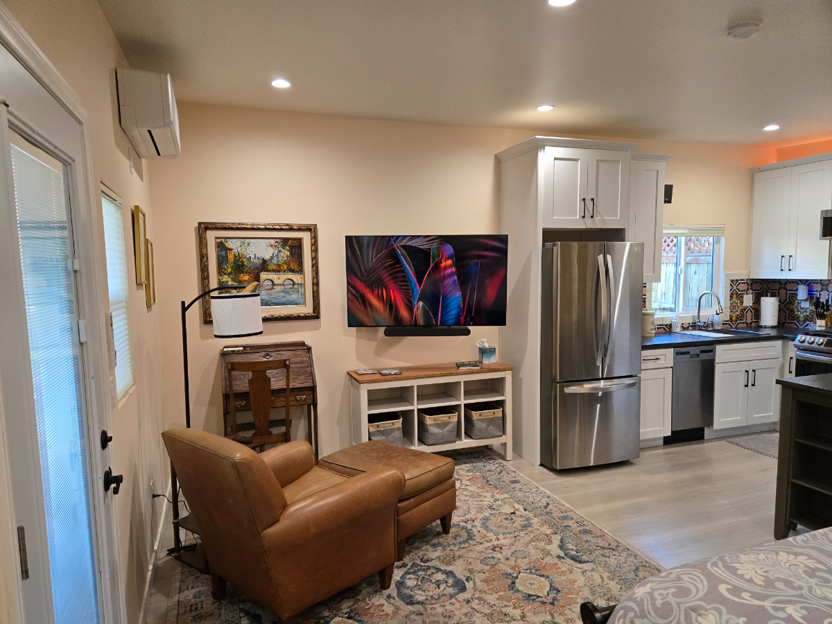 Quiet & Private Studio on Stanley in Mid-Wilshire - Photo 1