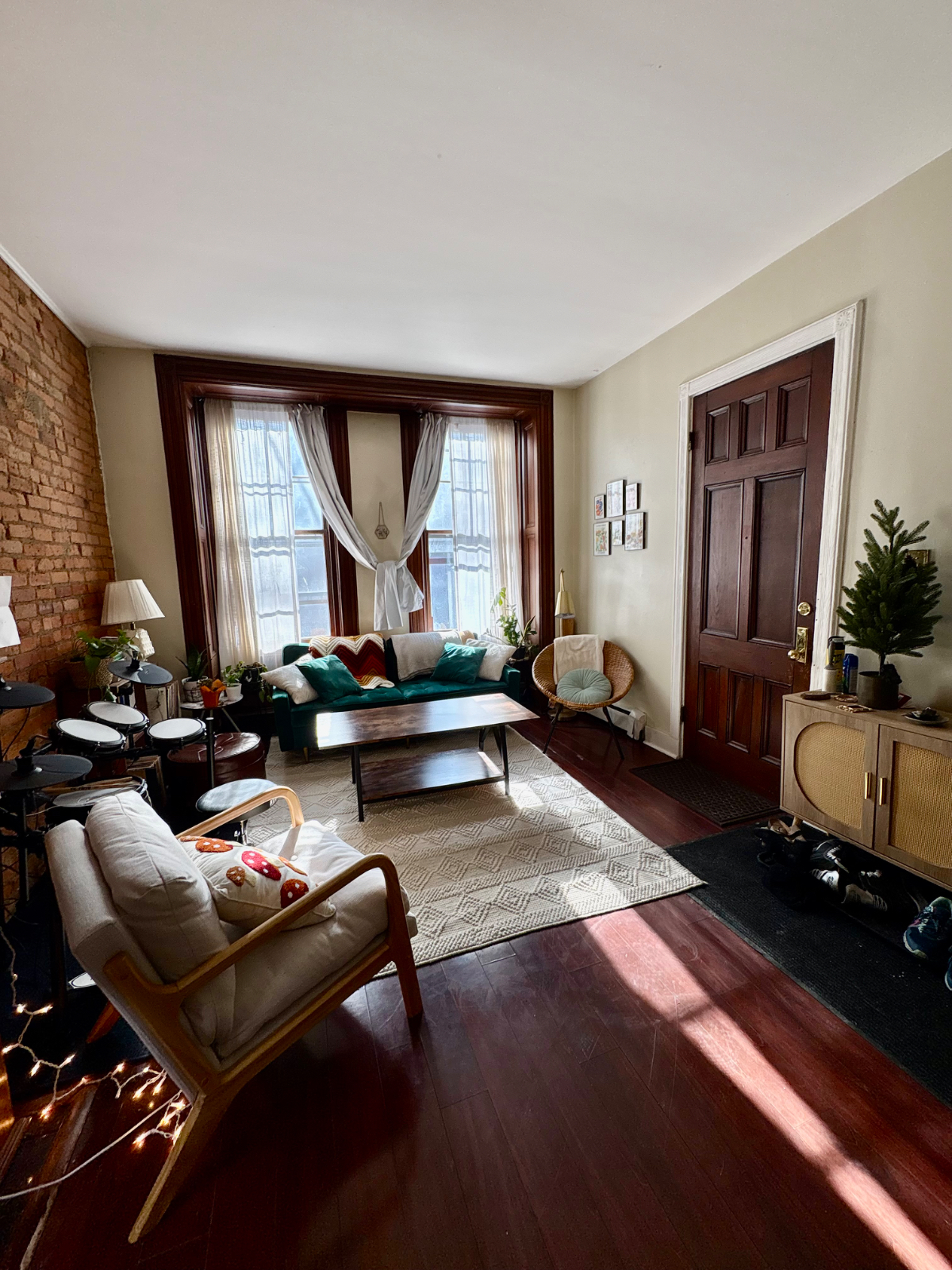 Private Bedroom in Center Square - Photo 7
