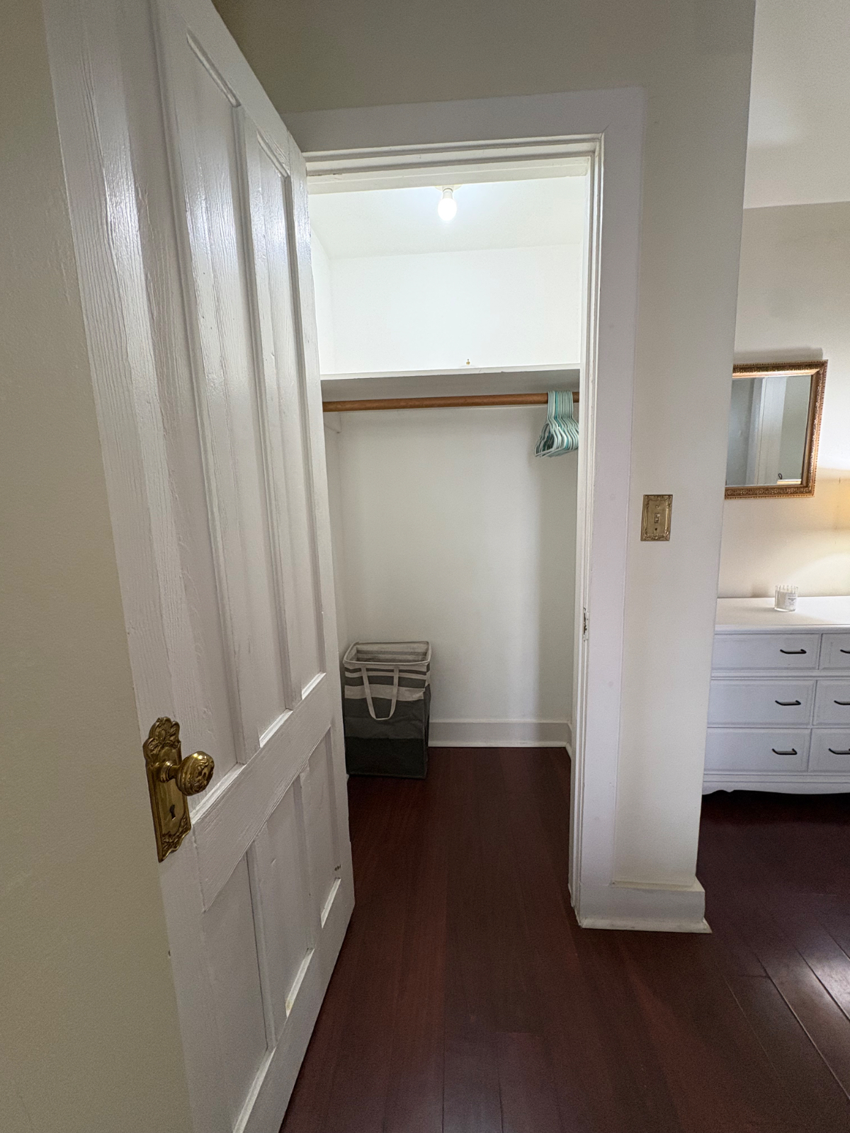 Private Bedroom in Center Square - Photo 5