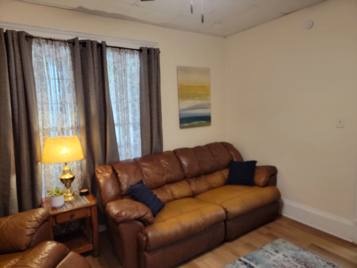 Casa Grande with 7 Bedrooms, 3 full Bathrooms and furnished - Photo 3