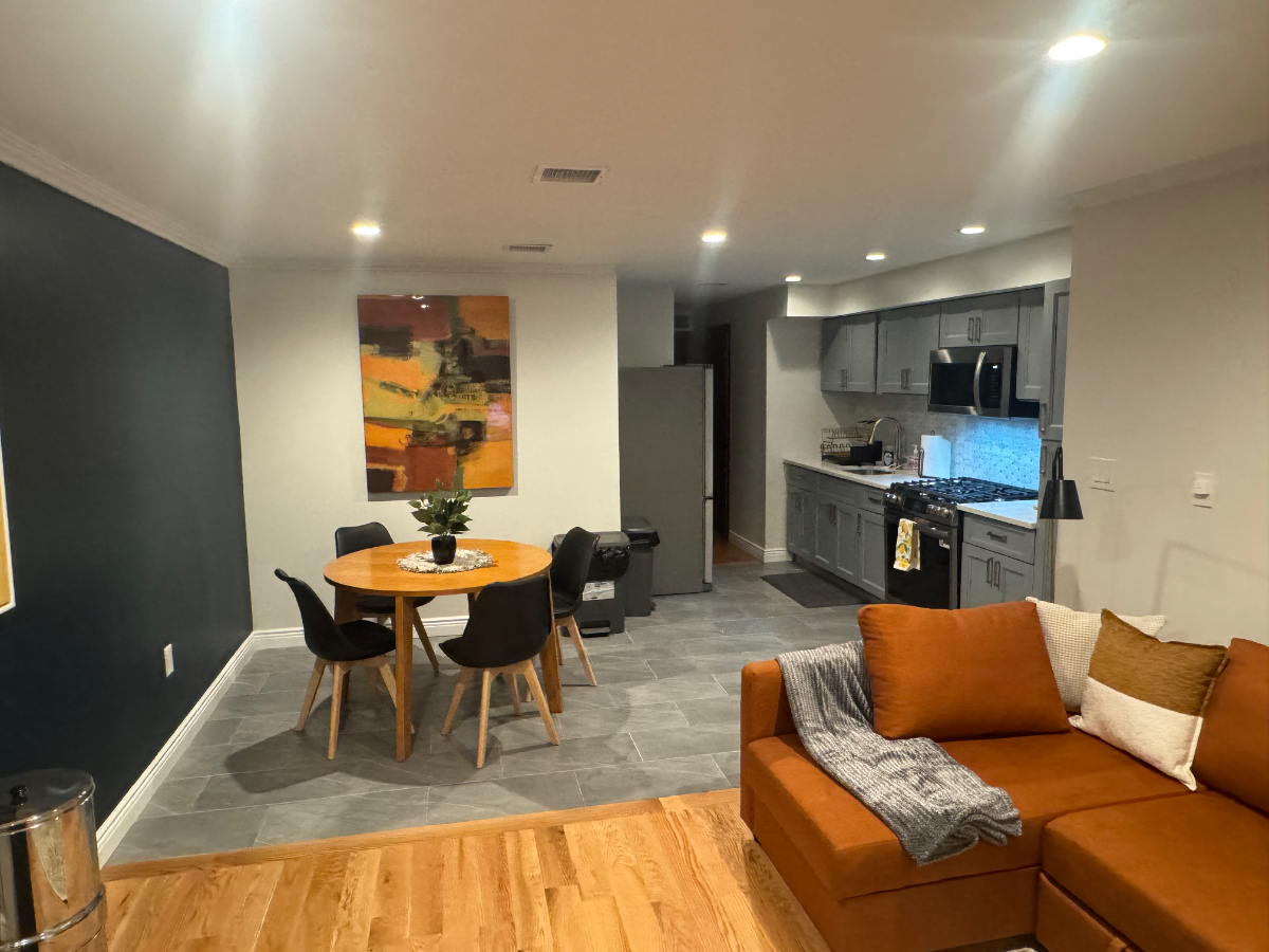 UWS Private Bedroom Suite - Email for more details - Photo 2