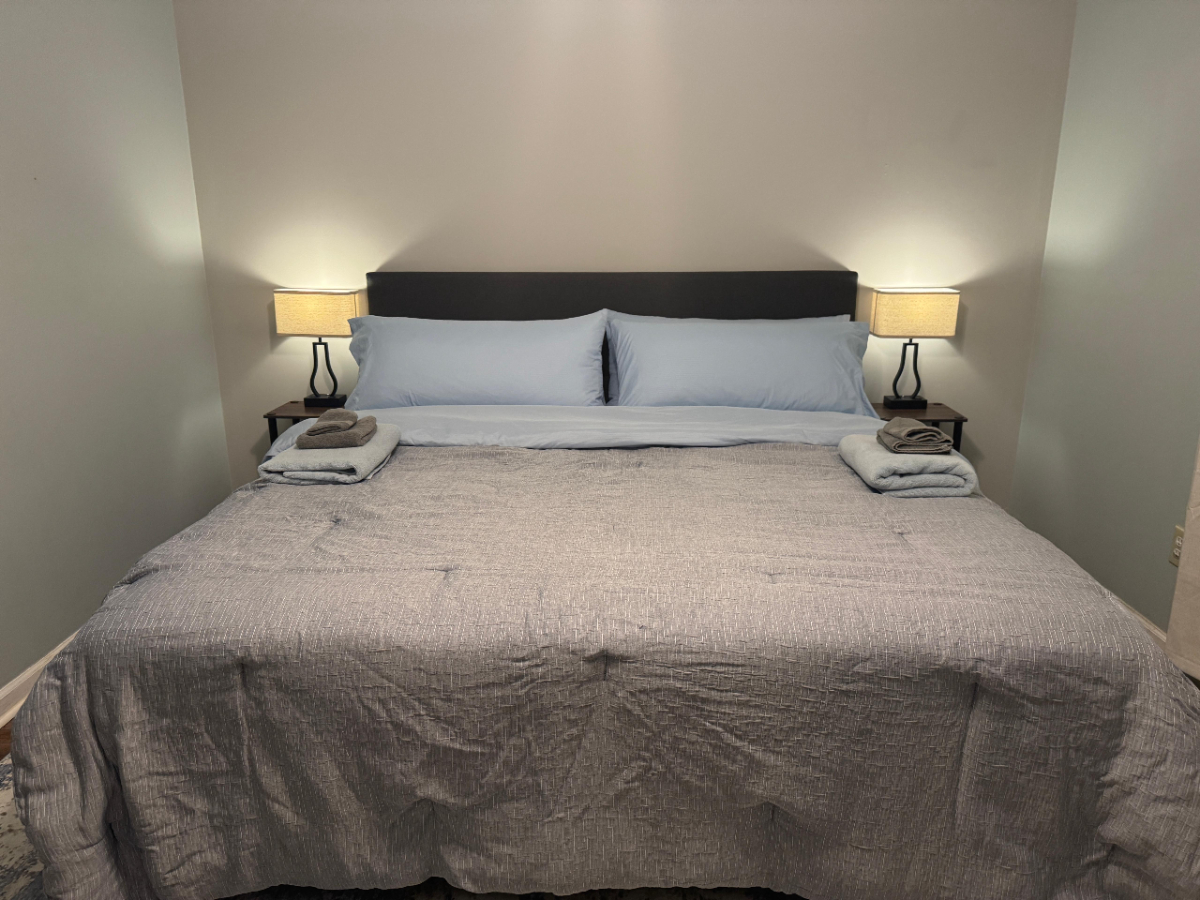 Cozy Condo Close to ECU Health, Shopping and Restaurants - Photo 8