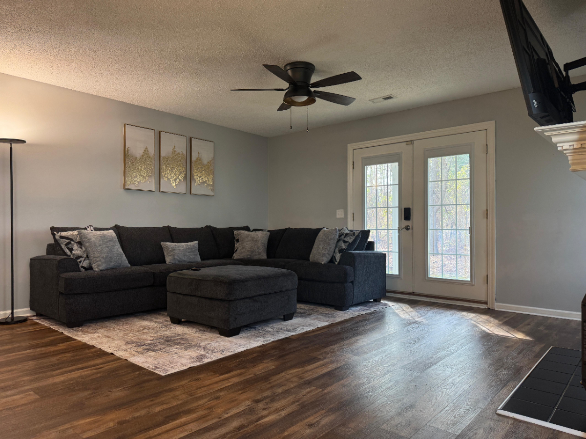 Cozy Condo Close to ECU Health, Shopping and Restaurants - Photo 2
