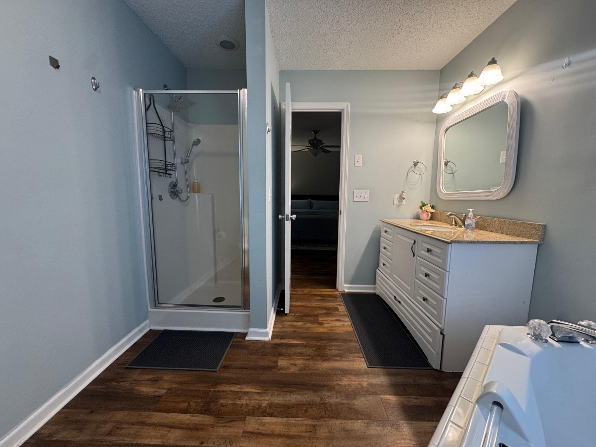 Cozy Condo Close to ECU Health, Shopping and Restaurants - Photo 10