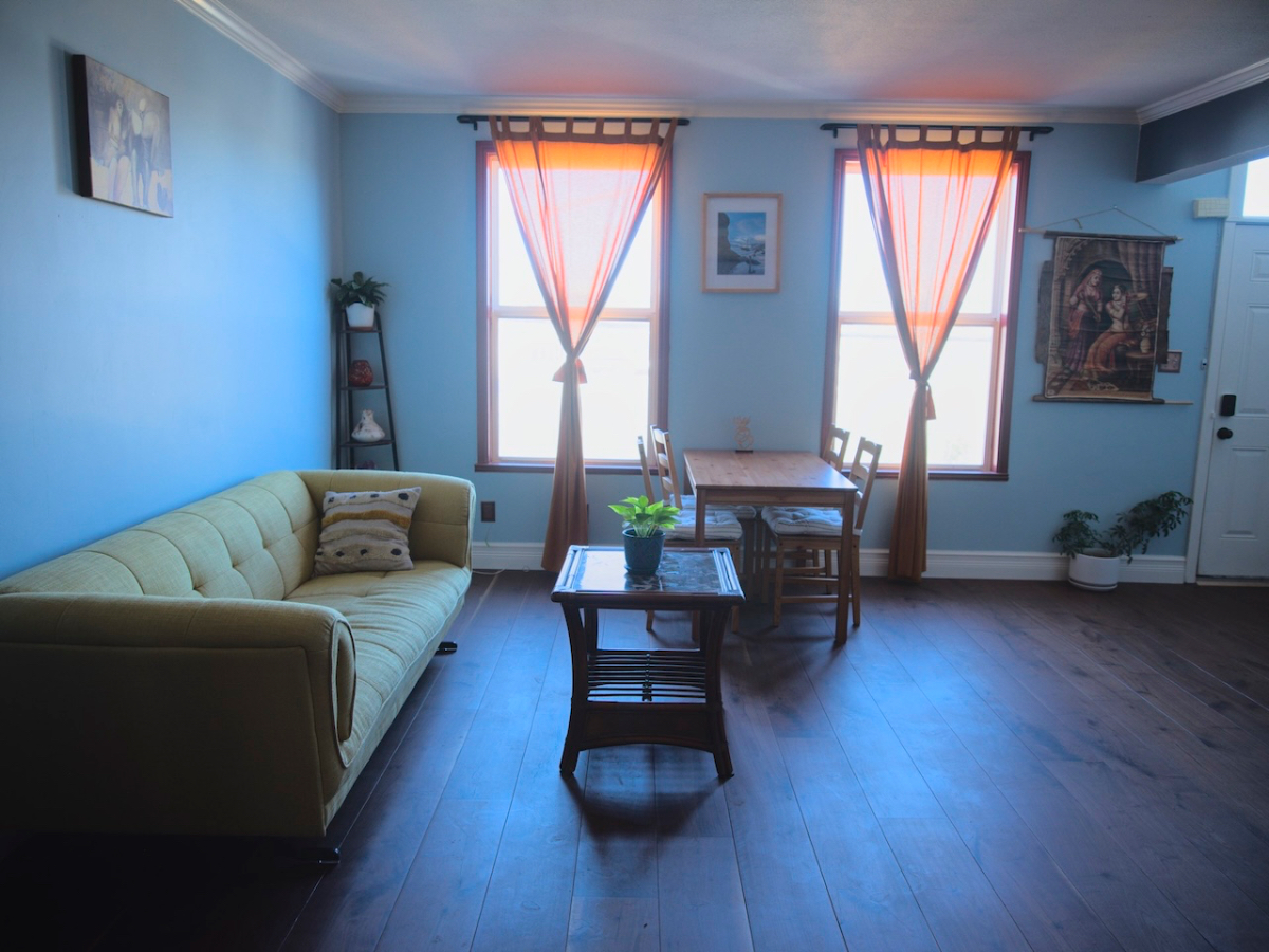 Designer Renovated 2BR Furnished, Mission District, Gigabit WiFi - Photo 1