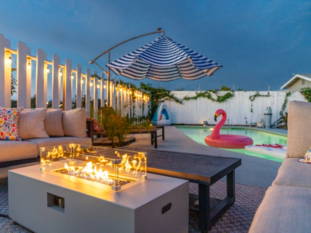 Modern 3BR Paradise Fully Furnished - Pool - Central to All SD - Photo 4