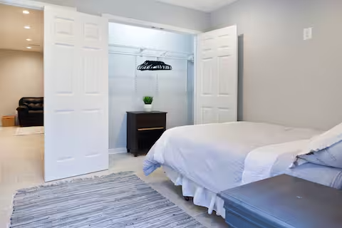 high ceiling english basement 2-bed 2-bath in Eckington/NOMA - Photo 10