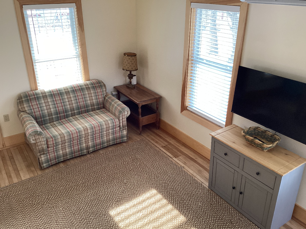 New Apartment on Beautiful Working Farm - Photo 11