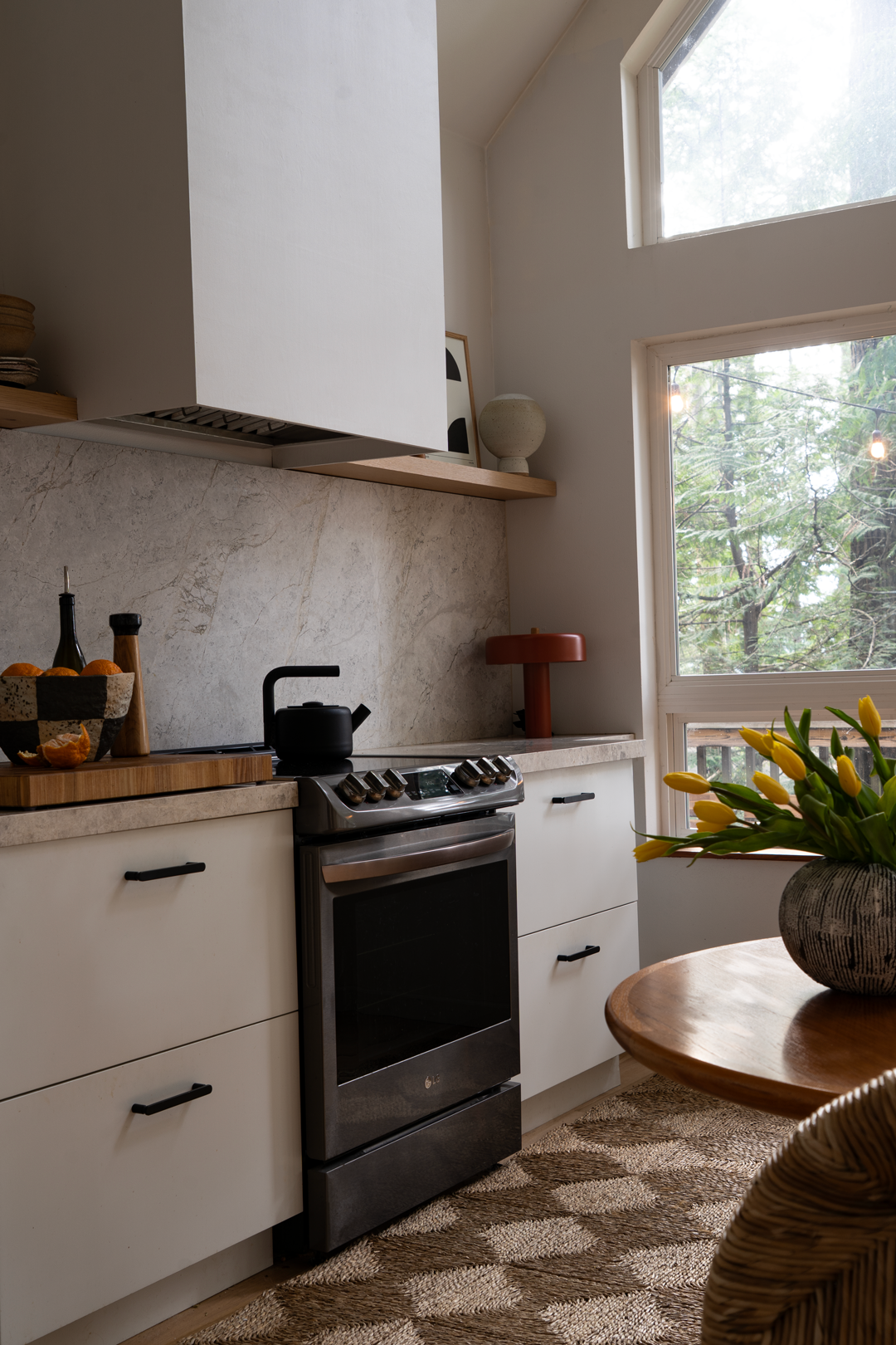 Cozy waterview A-frame on Bainbridge Island - Photo 3