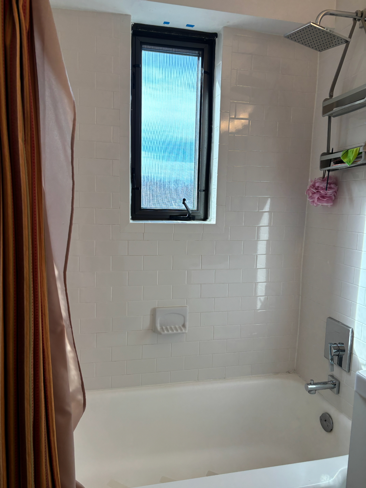 Bright Chevy Chase DC 2brm condo - top floor - Photo 9