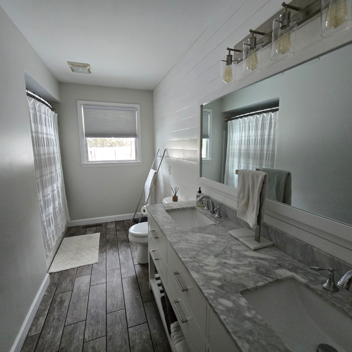 Cozy Colchester home - Photo 9