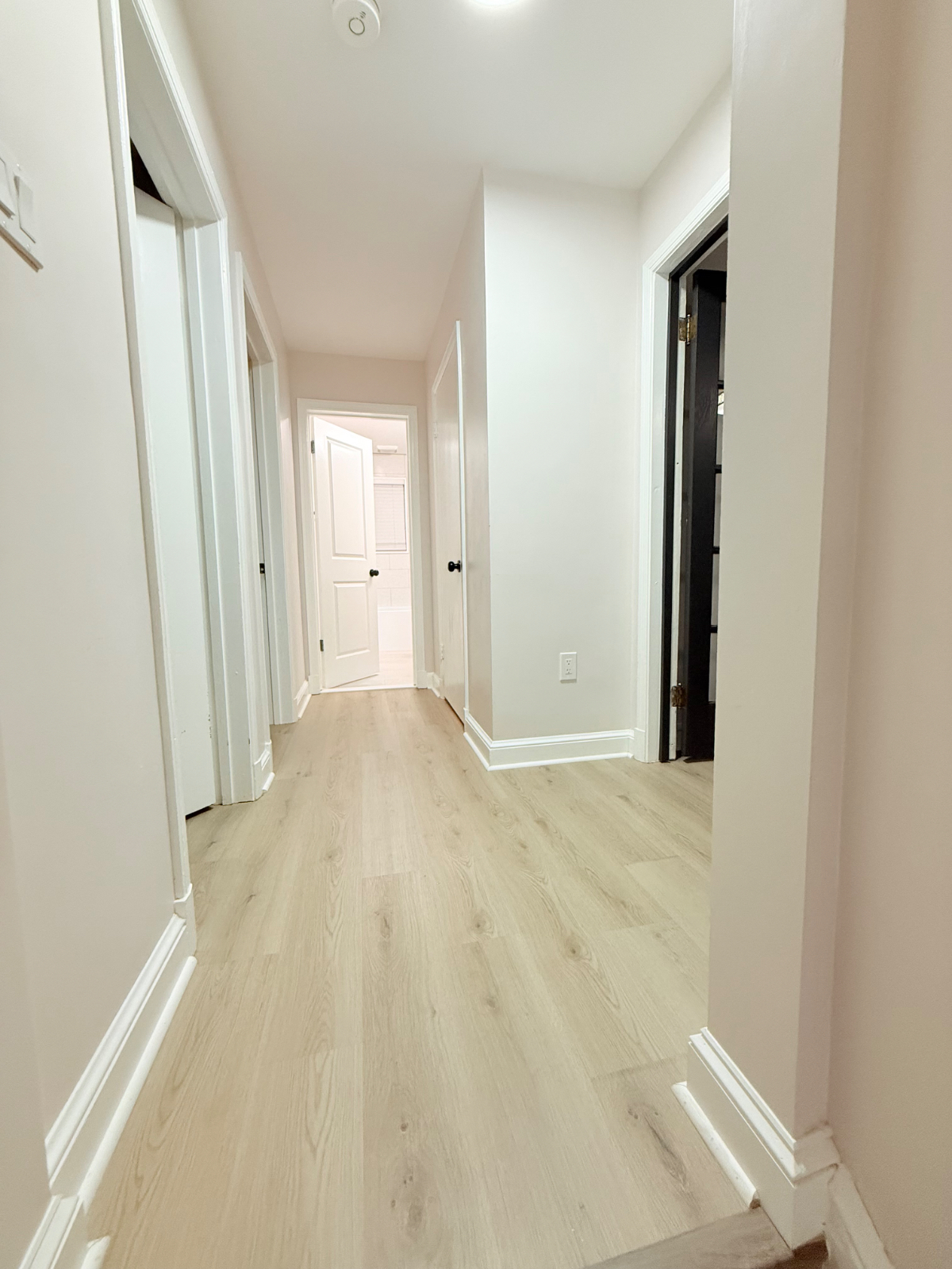 Hillcrest Luxe House - Photo 9