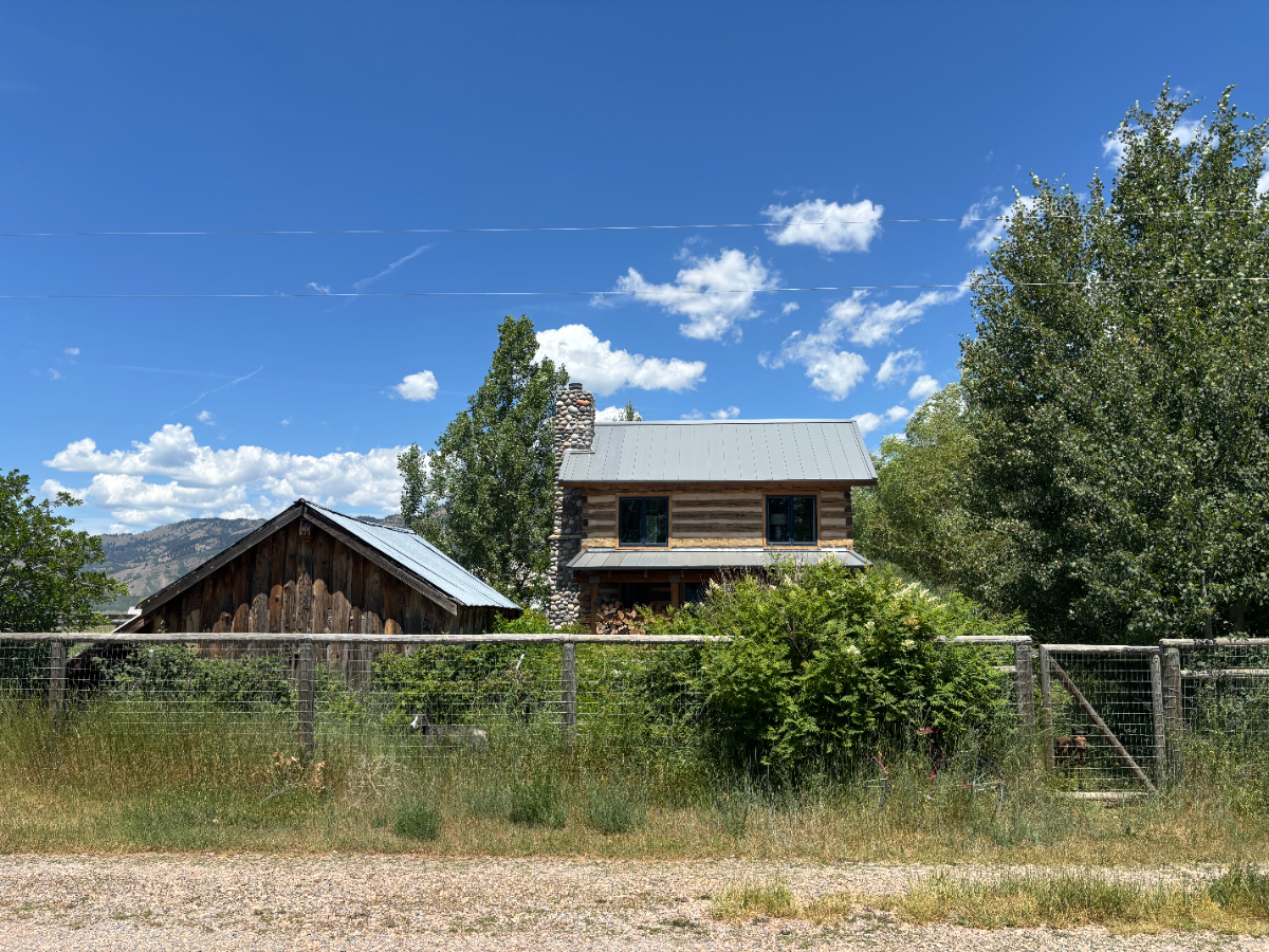 Historic Lake Cabin - Photo 9