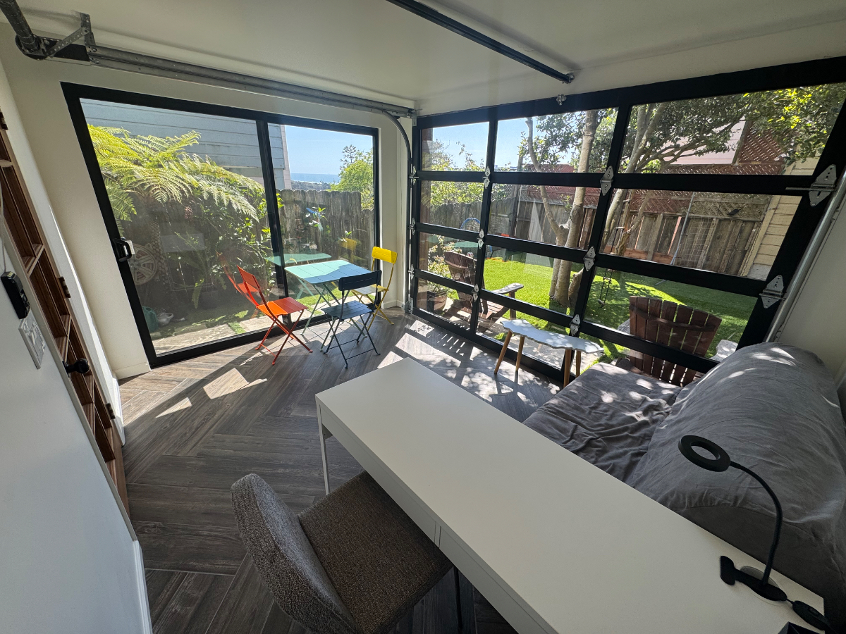 1 bed 1 bath Garden Access Steps from the Pacific - Photo 2