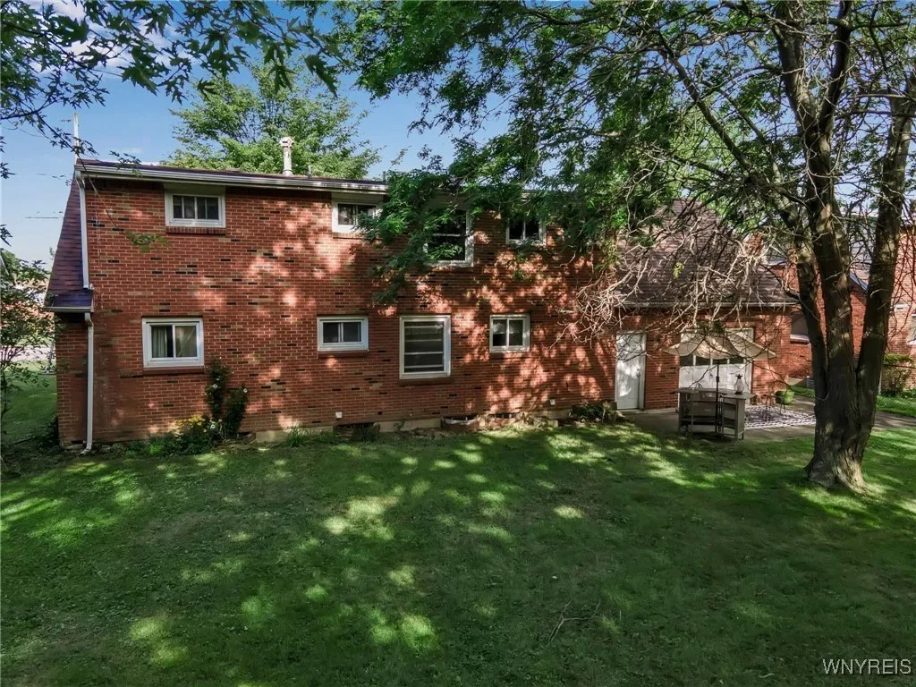 2 Bedroom on Quiet Cul-de-Sac - Photo 4