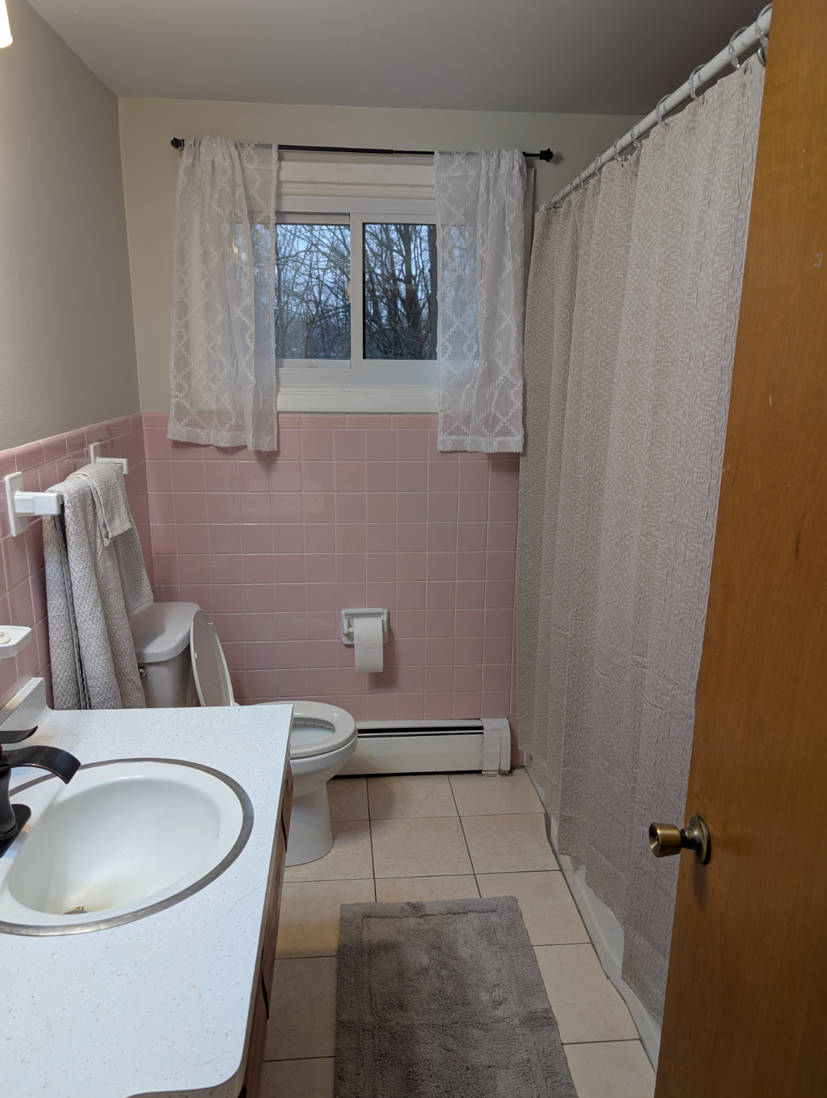 2 Bedroom on Quiet Cul-de-Sac - Photo 11