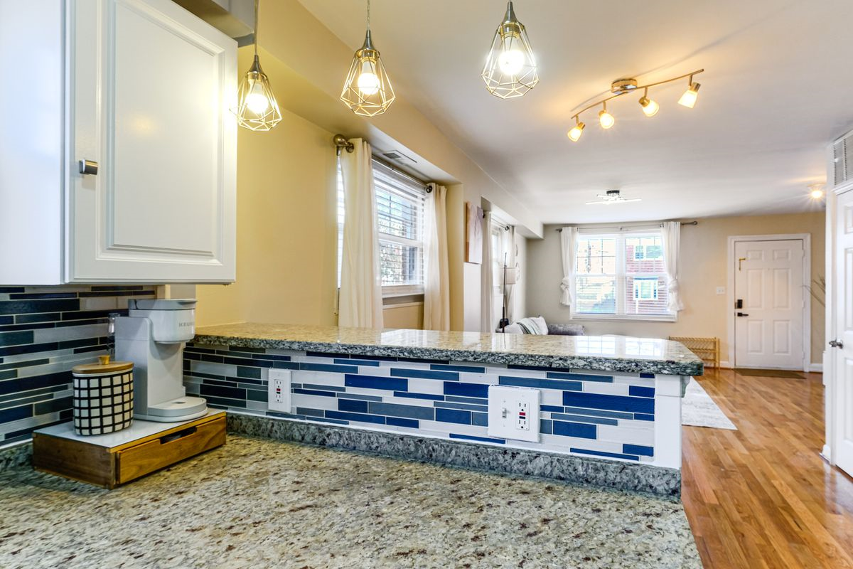 3 BDR Home Near Walter Reed And Takoma Metro With Parking And Utilities Included - Photo 8