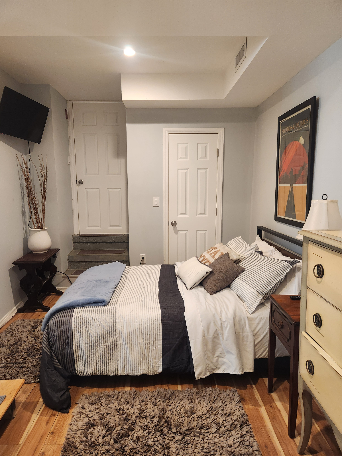 Sunny Apartment in Long Island City Queens - Photo 2