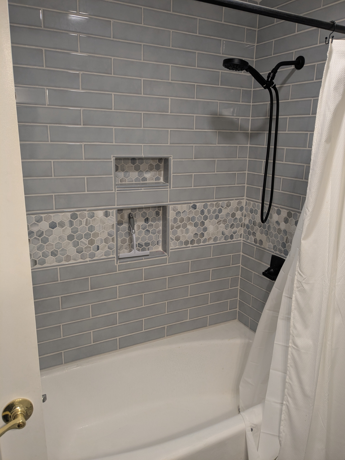 1 bdrm w private bath in shared space w owner - Photo 6