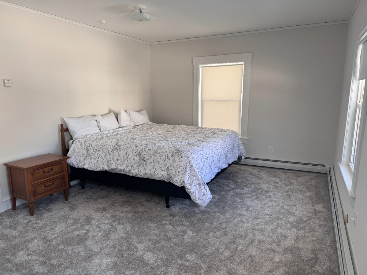 Charming & Updated Duplex in Waterbury Village with Mountain Views & Walkable Location -- Pet Friend - Photo 8