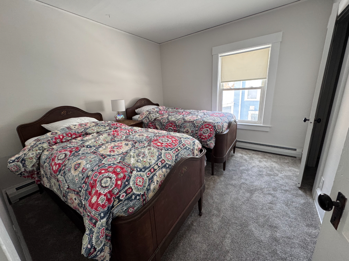 Charming & Updated Duplex in Waterbury Village with Mountain Views & Walkable Location -- Pet Friend - Photo 11