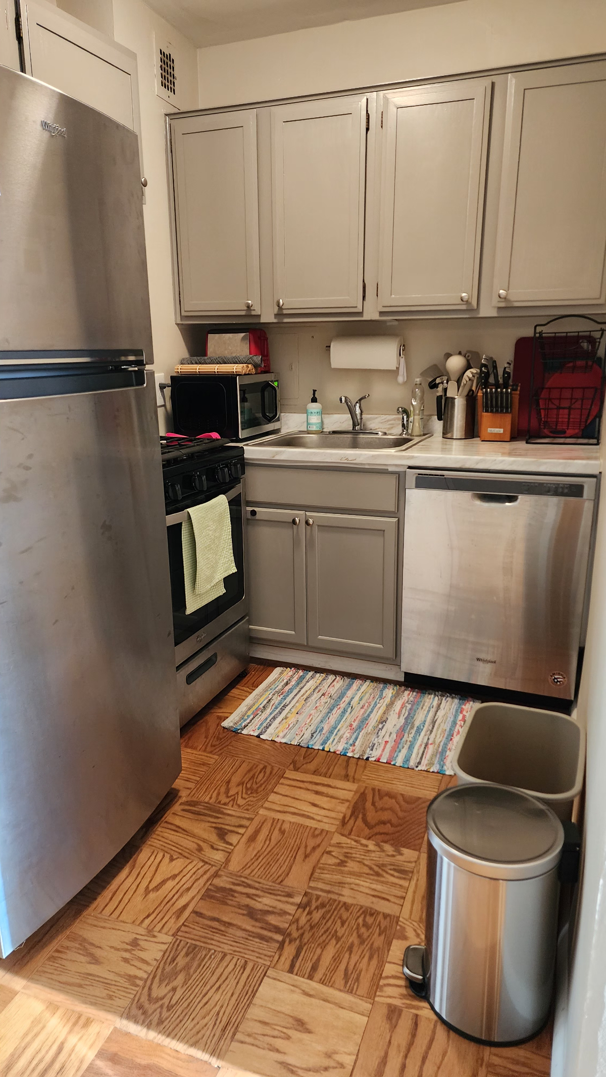 Peaceful, Private Studio with Easy Downtown Access- Ideal for Professionals & Travelers - Photo 6