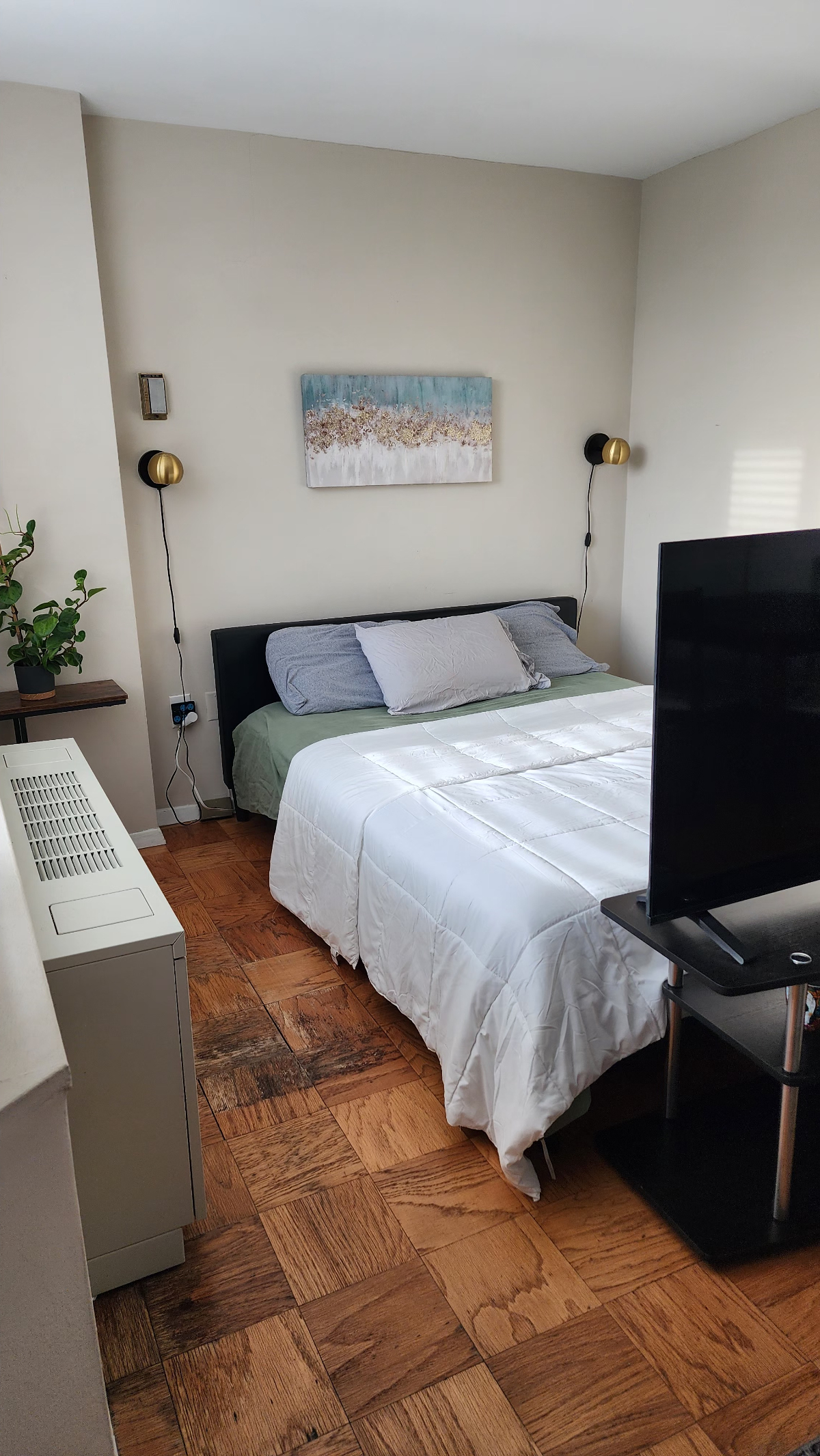 Peaceful, Private Studio with Easy Downtown Access- Ideal for Professionals & Travelers - Photo 12